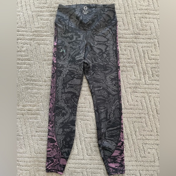 UA Rush Leggings - Picture 1 of 5